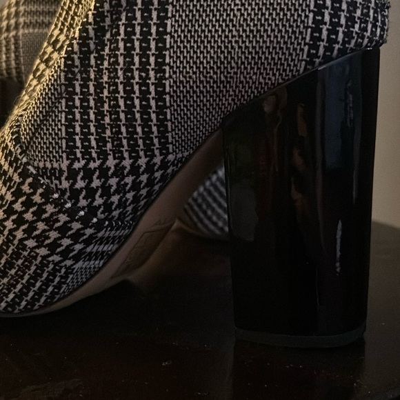 Aldo Plaid Booties/Ankle Boots - Picture 3 of 4